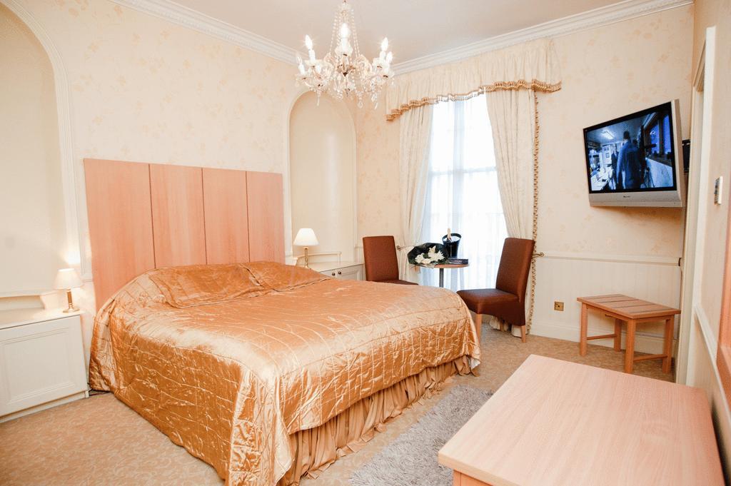 Grand St Leger Hotel Донкастер Номер фото