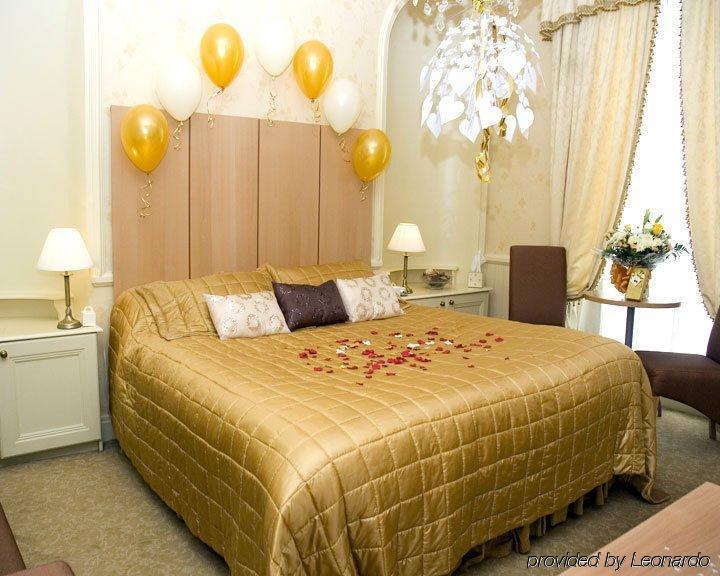 Grand St Leger Hotel Донкастер Номер фото